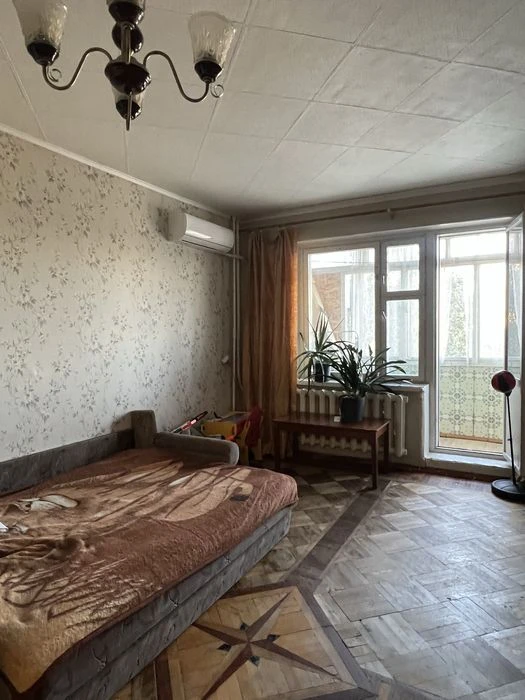 1-кімнатна квартира по вул. Василя Сергієнка