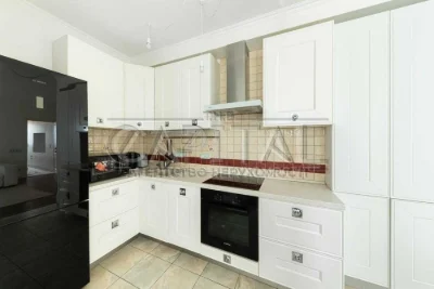 No % 3-room apartment for sale in Obolonsky district, with a terrace.