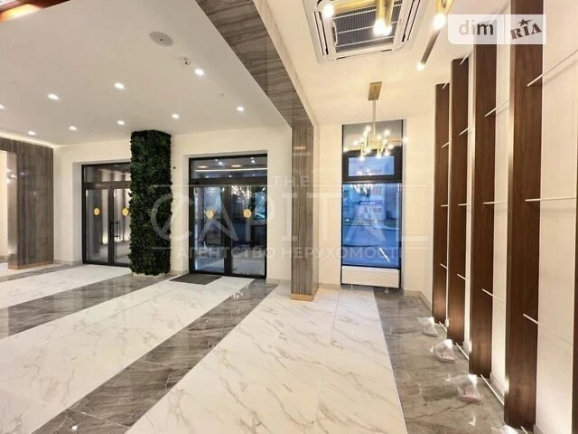 Sale of 3-room apartment 85 sq. m on Zvirynetska Street 70-A • ID 34