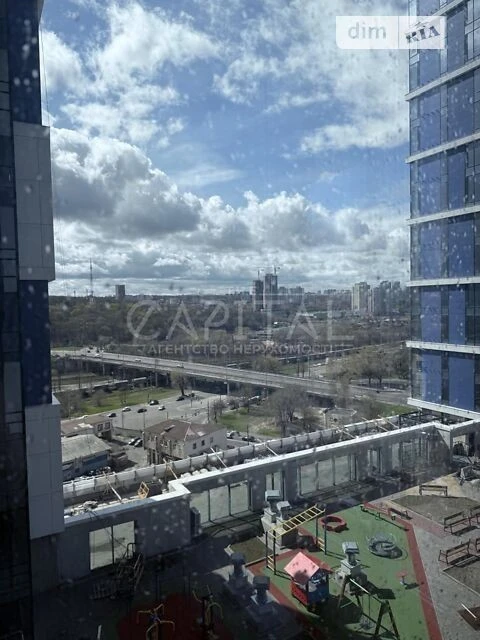 Sale of 3-room apartment 85 sq. m on Zvirynetska Street 70-A • ID 34
