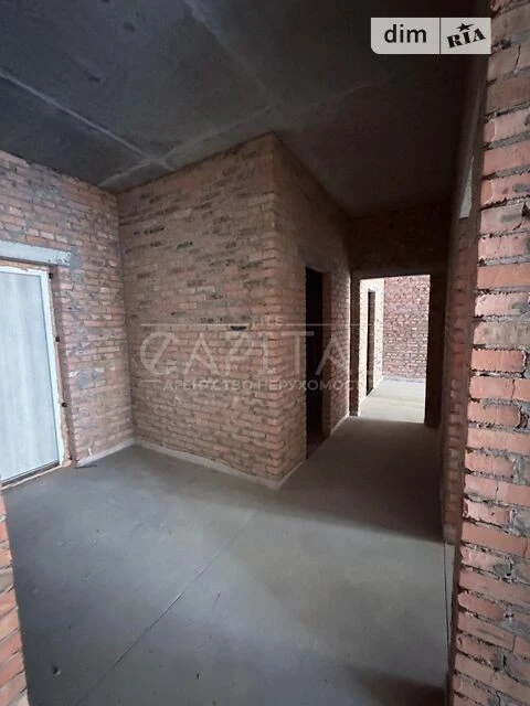 Sale of 3-room apartment 85 sq. m on Zvirynetska Street 70-A • ID 34