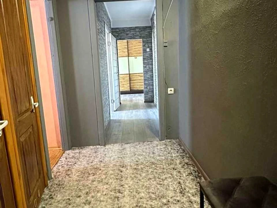 Apartment. Kyiv, Kharkiv highway
