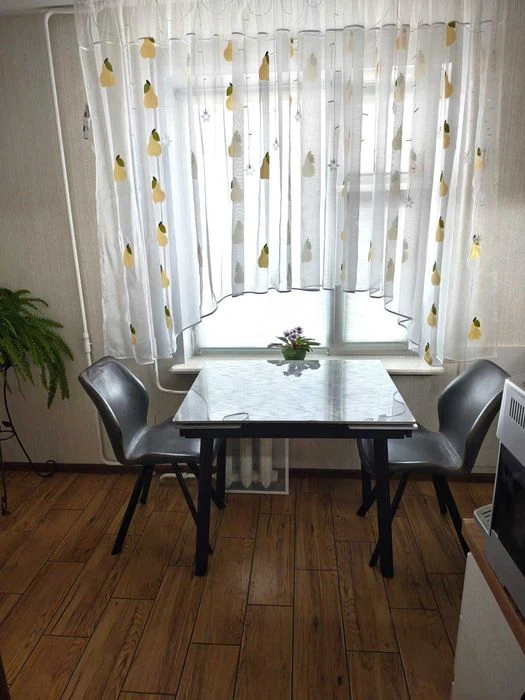 Продам 3-х кім. квартиру Піски ,Водограйна