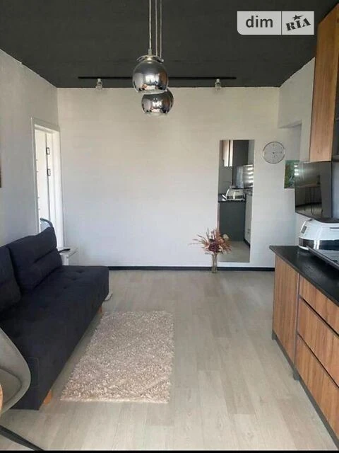 Sale of 2-room apartment 57 sq. m on Akademika Glushkova Ave. 6 •