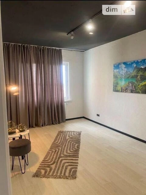 Sale of 2-room apartment 57 sq. m on Akademika Glushkova Ave. 6 •