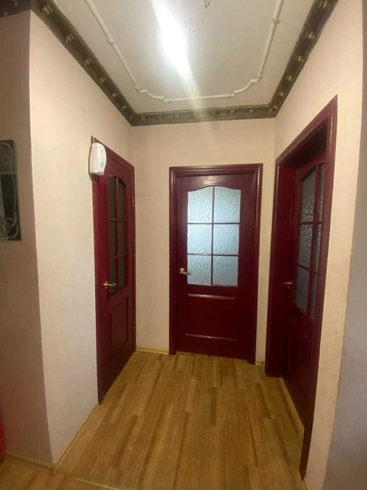 Продам 2-комнатную квартиру на Днепродороге ("Меркурий")