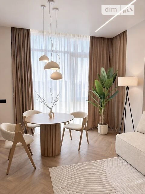 Sale of 2-room apartment 57.3 sq. m. on Andriy Verkhoglyada st. 26 •