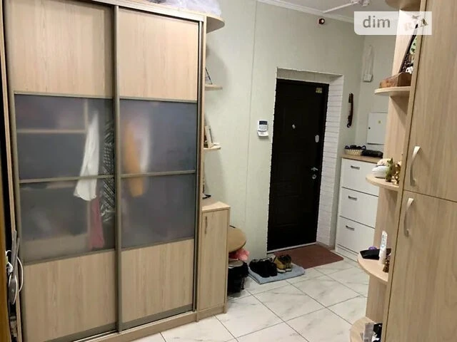 For sale 2-room apartment 81 sq. m. on Yordanska Street 1 • ID 346556