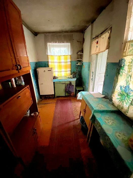 Продаж 1/2 частини будинку, 2 кімн.в Полтаві , біля 9 школи.