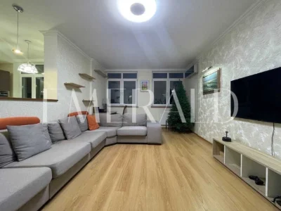 Sale of 3-room apartment 101.7 m², Vadim Hetman Street,