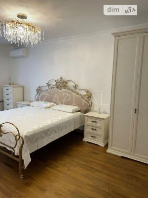 Продаж 2к квартири 73 кв. м на вул. Феодосійська 2 (Е • ID 3