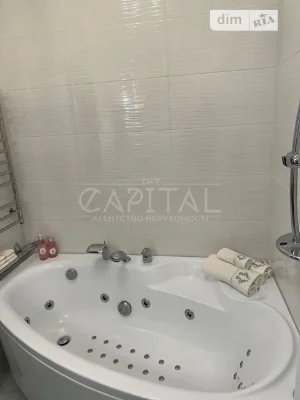 Продаж 2к квартири 73 кв. м на вул. Феодосійська 2 (Е • ID 3