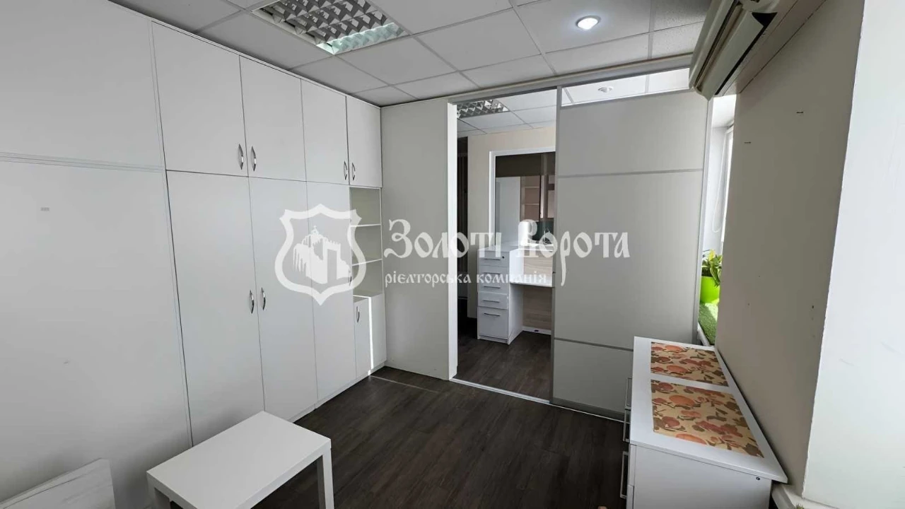 1-room apartment 42 m² for sale, 61 Chigoryna St