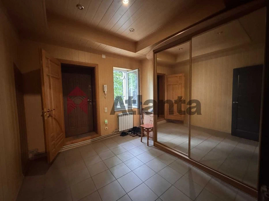 The best offer. A corner plot of the village is for sale in Fontane