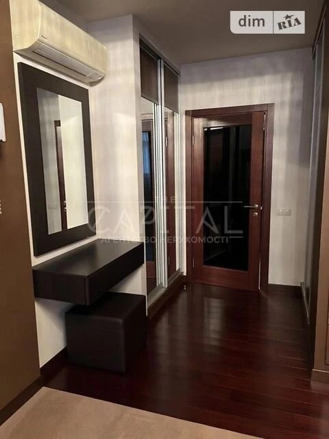 Продаж 2к квартири 98 кв. м на вул. Дегтярівська • ID 347135