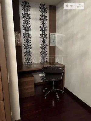 Продаж 2к квартири 98 кв. м на вул. Дегтярівська • ID 347135