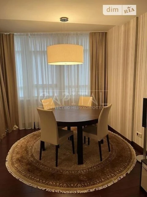 Продаж 2к квартири 98 кв. м на вул. Дегтярівська • ID 347135