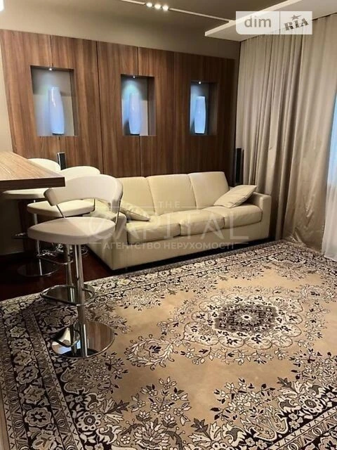 Продаж 2к квартири 98 кв. м на вул. Дегтярівська • ID 347135