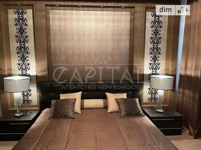 Продаж 2к квартири 98 кв. м на вул. Дегтярівська • ID 347135