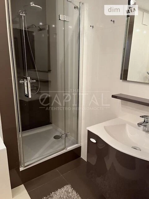 Продаж 2к квартири 98 кв. м на вул. Дегтярівська • ID 347135