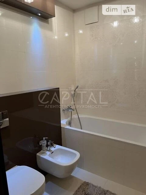 Продаж 2к квартири 98 кв. м на вул. Дегтярівська • ID 347135