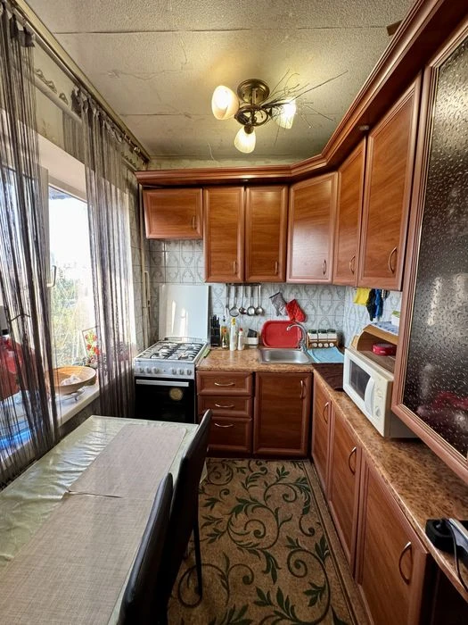3-room apartment for sale 62m2 Svyatoshinsky district, Lesya K avenue