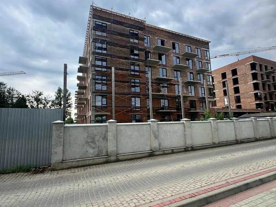 Квартира. Івано-Франківськ, Симона Петлюри вул., (Будинок 1)