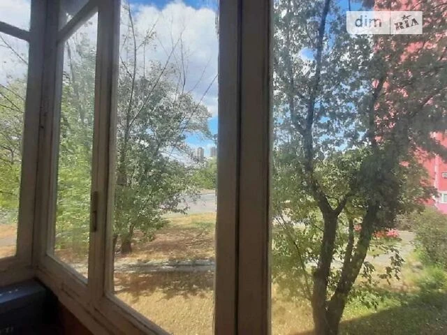 Sale of 1-room apartment 35 sq. m on Raiduzhna Street 7 • ID 34661039