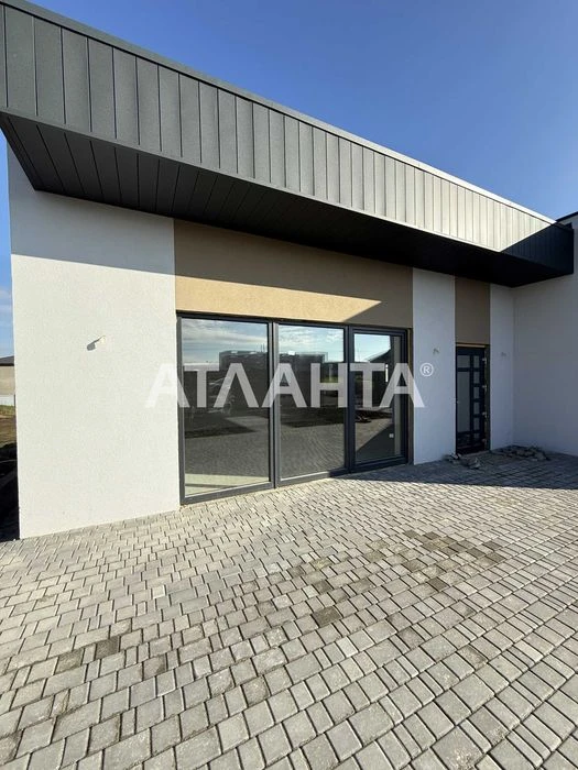 One-story modern house on Zolotaya Gorka in installments