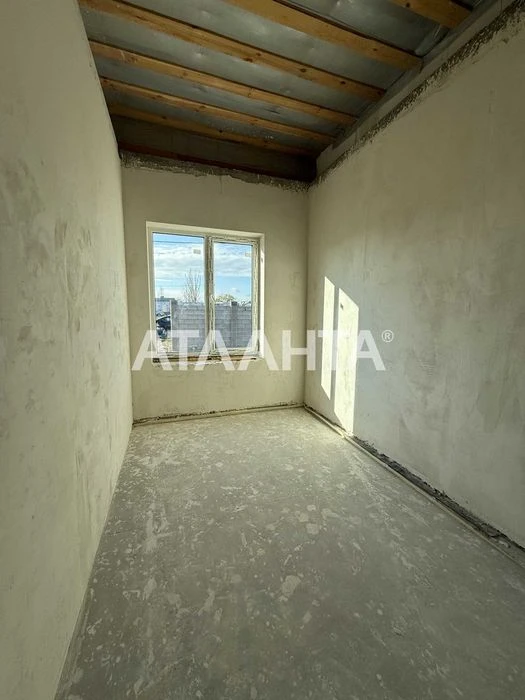 One-story modern house on Zolotaya Gorka in installments