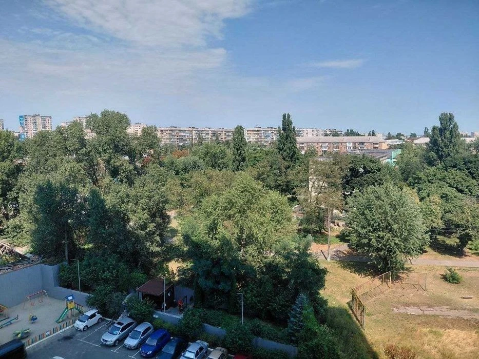 2-room apartment for sale, Podilskyi district, Svitlytskoho street