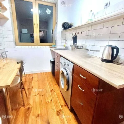 3 rooms. 73 sq. m. Center (metro Yaroslava Mudryo, Arts (Krasnoznamenn)