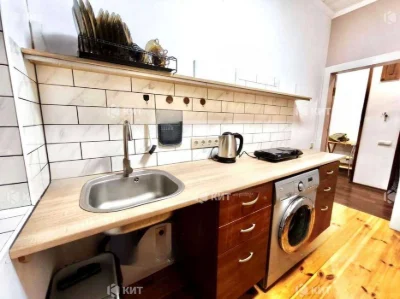 3 rooms. 73 sq. m. Center (metro Yaroslava Mudryo, Arts (Krasnoznamenn)