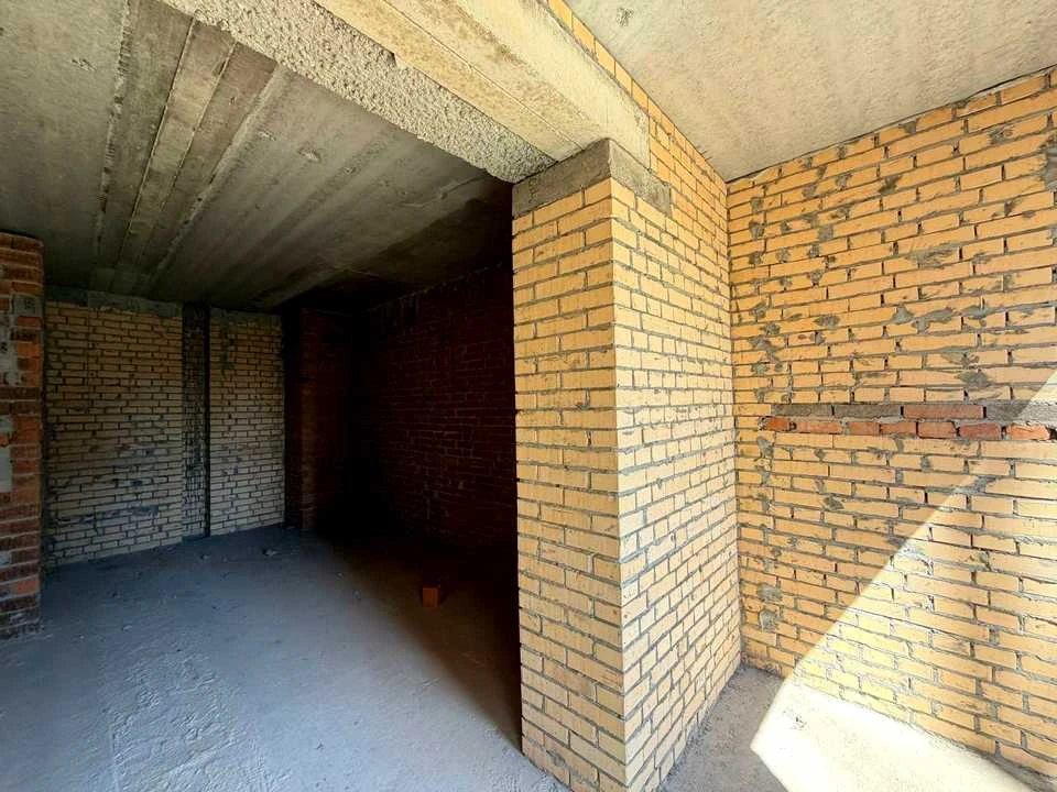 Квартира. Ивано-Франковск, Приозерная ул., (Дом 37)