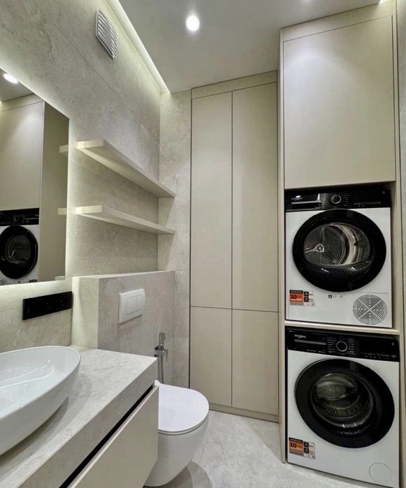 Продаж 2к квартири ЖК Уж Таверс / Uzh Tower/ 68 м2/Набережна