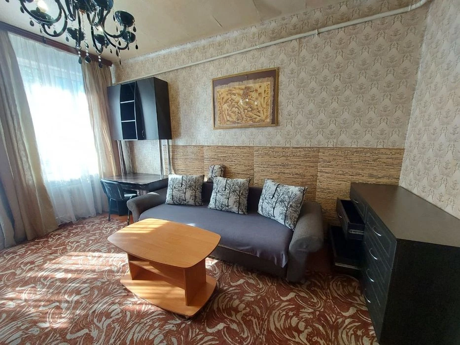 Sale of a 1k apartment with a yard.  Gagarin District (Sciences)