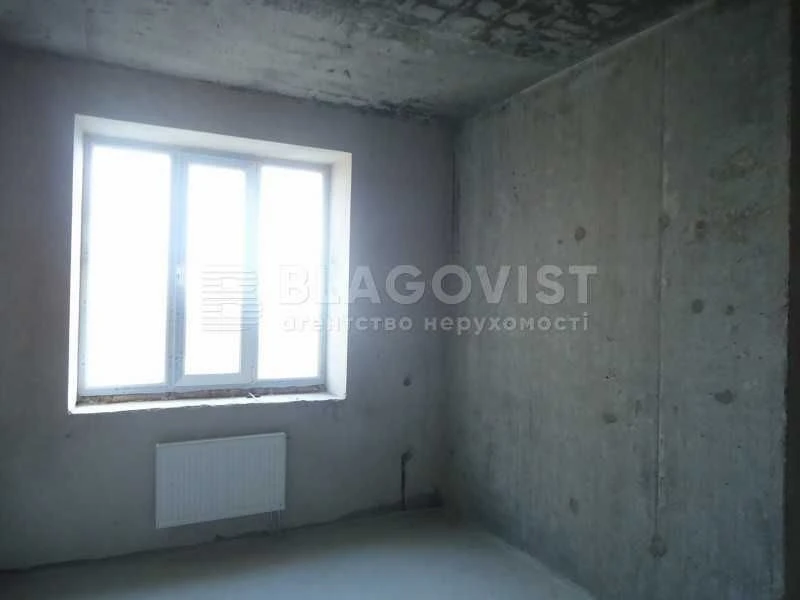 I will sell a special apartment in the center of Pechersk, 157 m 2, m "Pecher