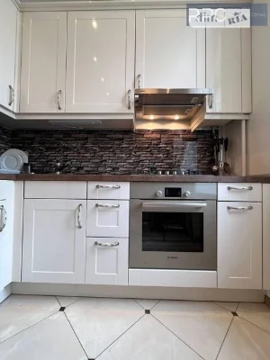 Sale of 2-room apartment 55.8 sq. m. on Olesya Honchara St. 77 • ID