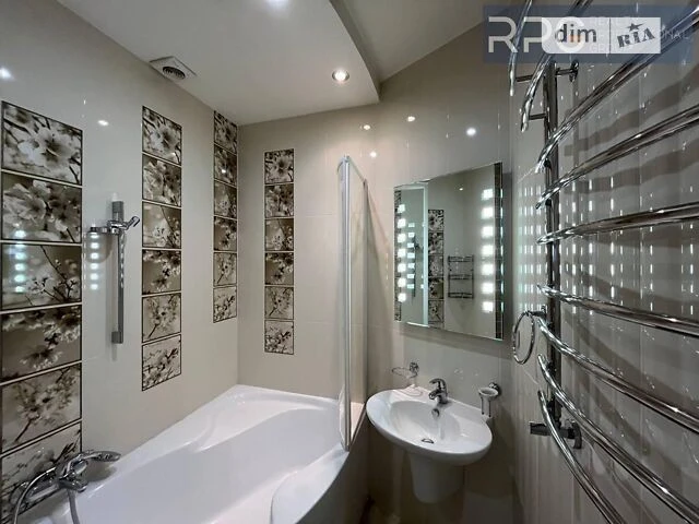 Sale of 2-room apartment 55.8 sq. m. on Olesya Honchara St. 77 • ID