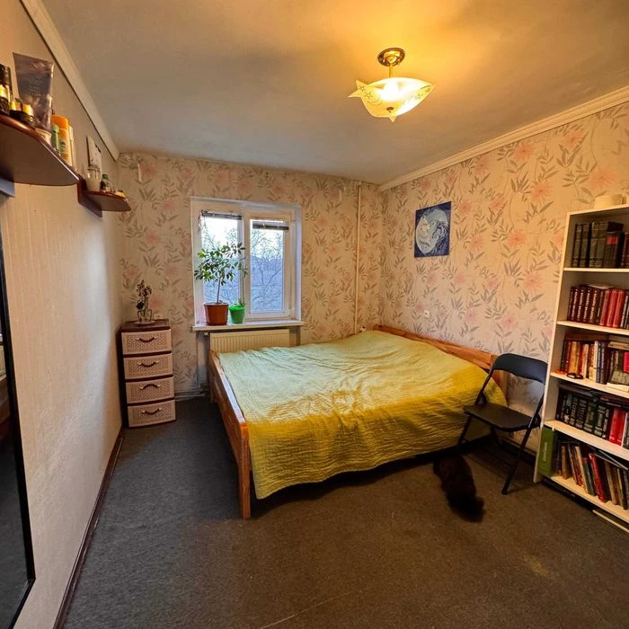 4k apartment for sale in residential condition. Heating system. Bel Street