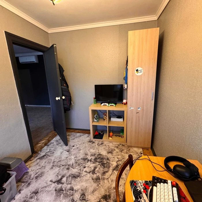 4k apartment for sale in residential condition. Heating system. Bel Street