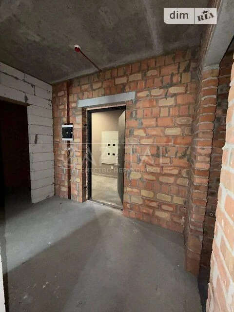 Sale of 1-room apartment 58 sq. m. on Andriy Verkhoglyada St. 30 • I