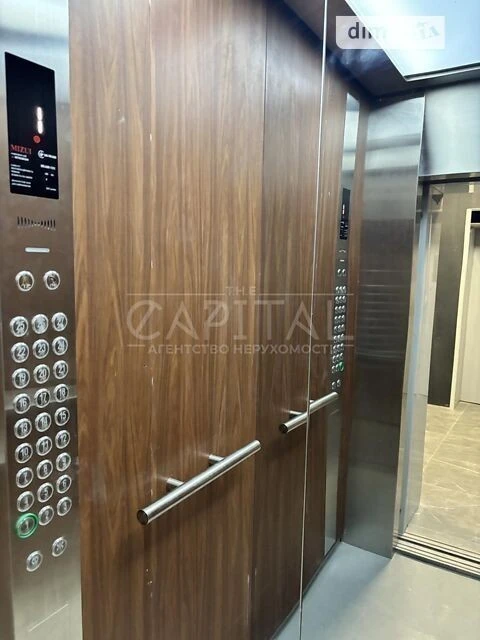 Sale of 1-room apartment 58 sq. m. on Andriy Verkhoglyada St. 30 • I