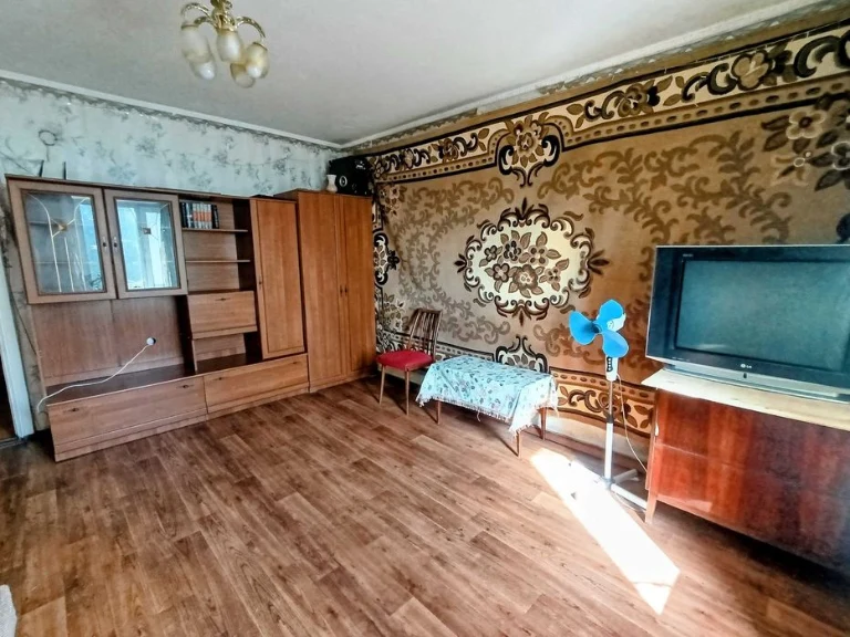 Продам 1-комнатную квартиру на Бугаевской / Автовокзал.