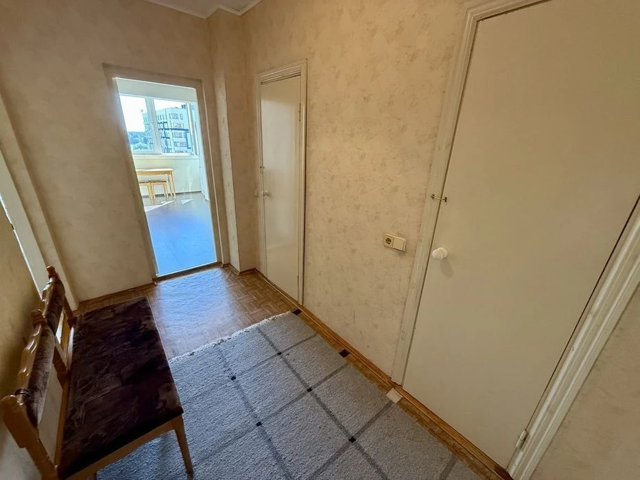 Large super view 1-room Vyshnyakivska street 1 metro 1 km house