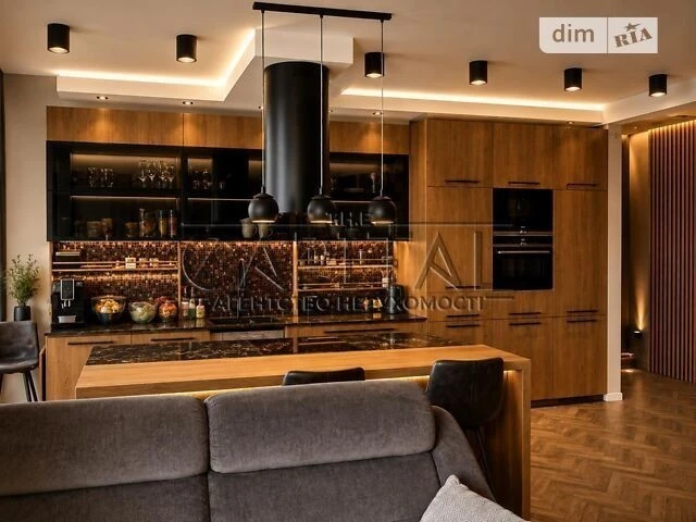 Продаж 3к квартири 86 кв. м на вул. Регенераторна 4 • ID 346