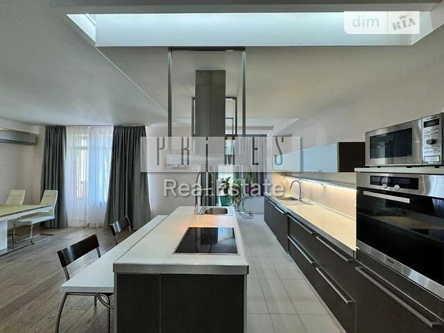 Sale of 3-room apartment 180 sq. m. on Yuliya Zdanovskaya St. 60/5 •
