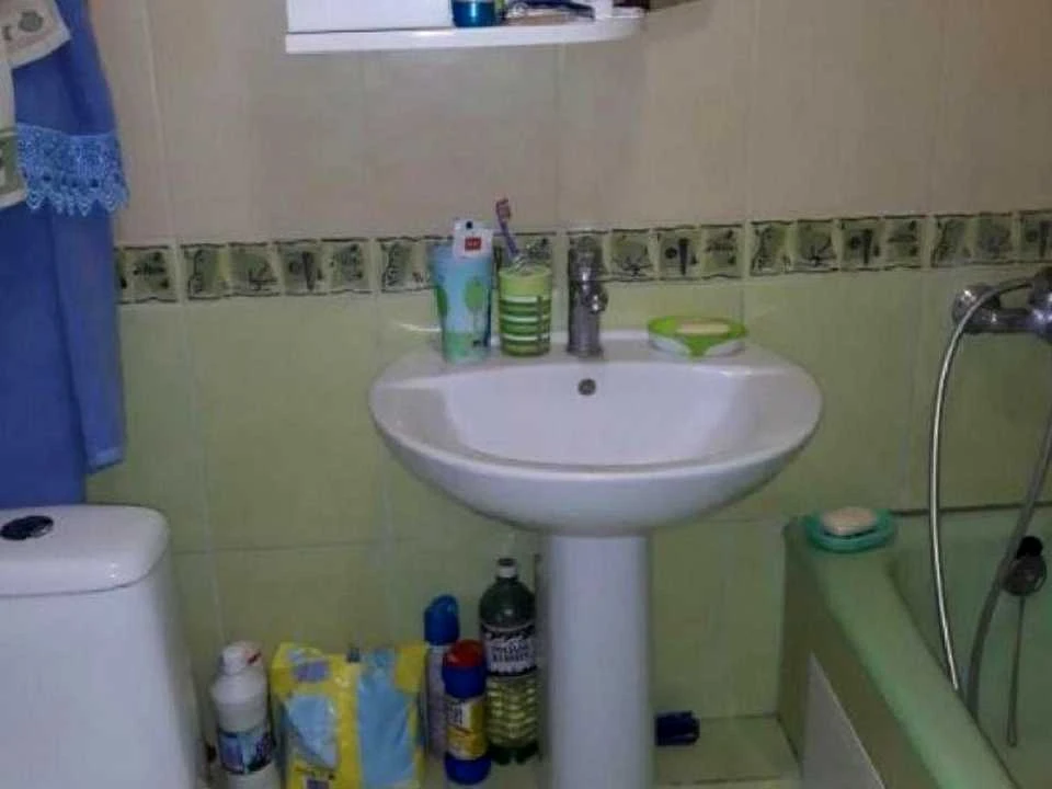 Apartment. Kharkiv, Peremohy Avenue.