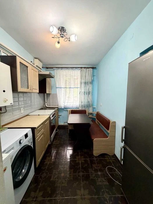 2-комнатная квартира возле Привоза, ул.Адмирала Лазарева