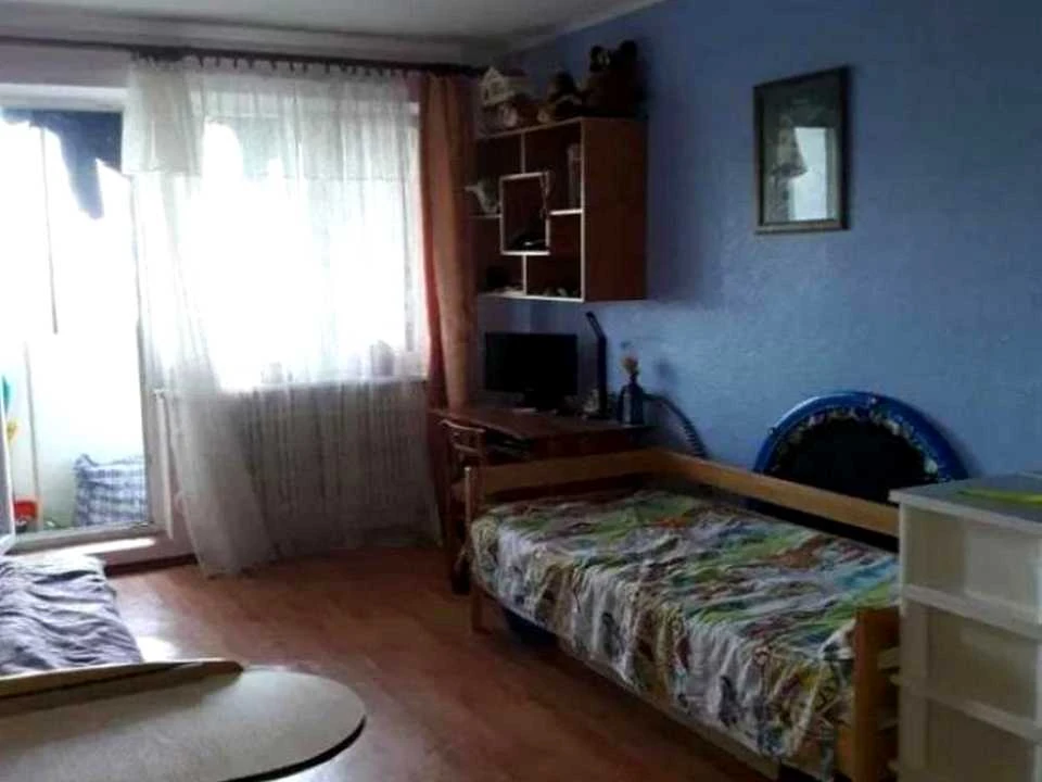 Apartment. Kharkiv, Peremohy Avenue.